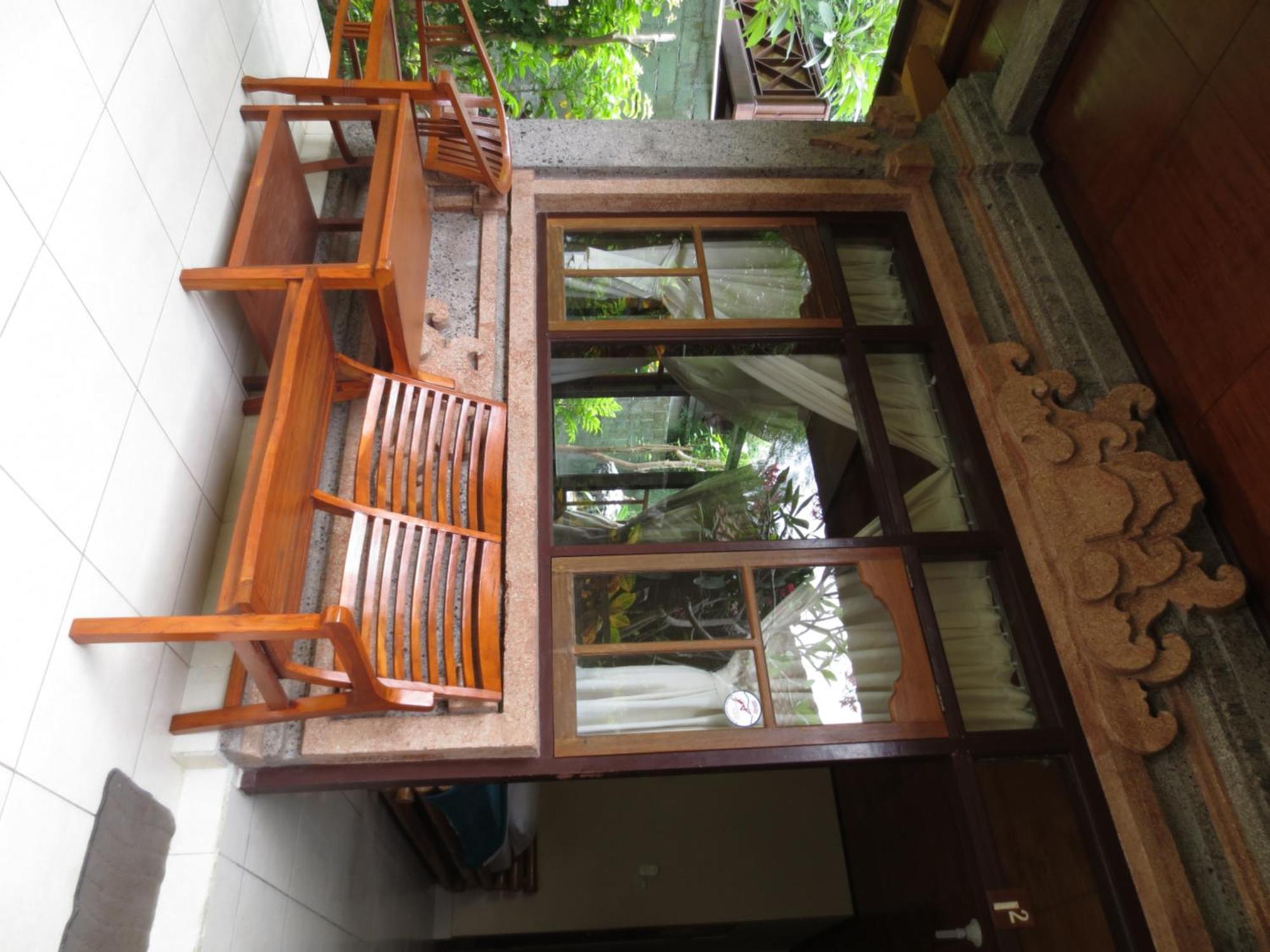 Paradise Palm Beach Bungalows And Dive Center Tulamben Екстериор снимка